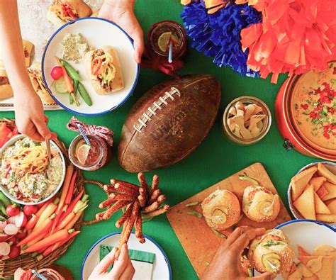 8 Essentials for Any Super Bowl Watch Party
