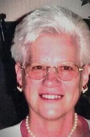 Joan M. Steffen Obituary (2025) - Wyandotte, MI - Czopek Funeral Directors