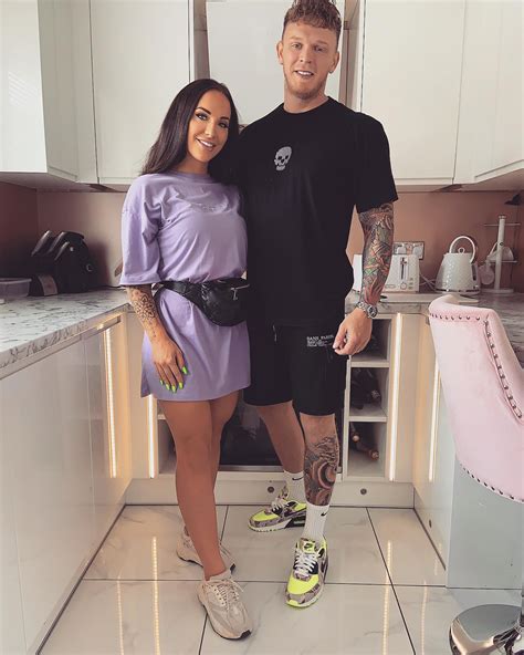 Parents make $50K per month doing 'realistic' porn videos