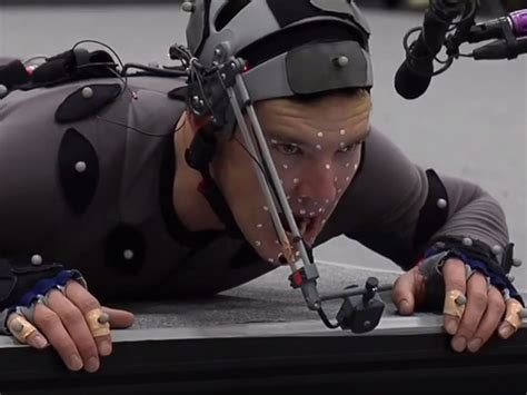 Watch Benedict Cumberbatch film his Smaug motion capture performance in ...