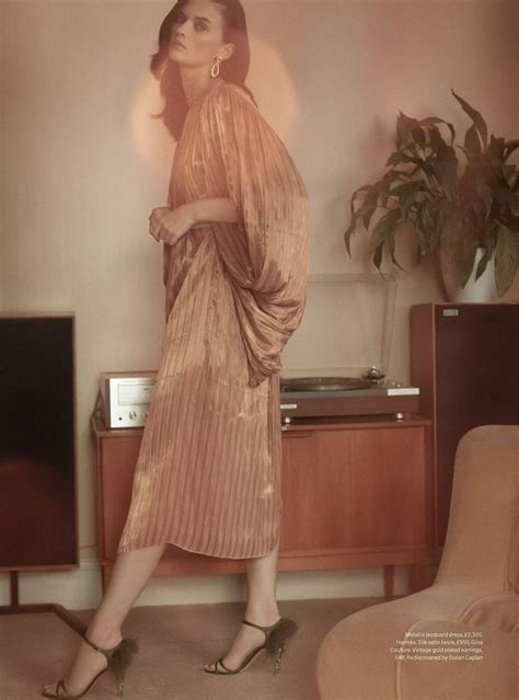 Lara Mullen Holiday Style Harper's Bazaar UK December 2023 — Anne of ...