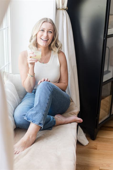 Marnie | The Mint Sweater Photoshoot