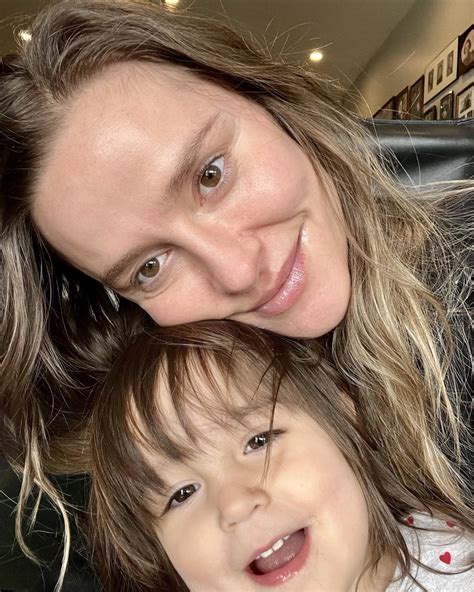 Stephanie Van Dyck (@scvandyck) • Instagram photos and videos