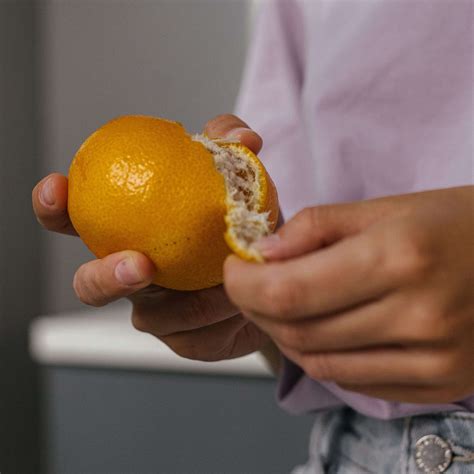 Can Chickens Eat Orange Peels?