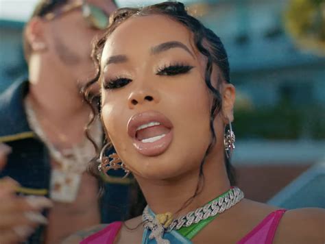 DreamDoll has the restaurant flex fully activated — Attack The Culture