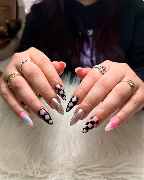 nail tech 8 chicago (@nailtech8_chicago) • Instagram photos and videos