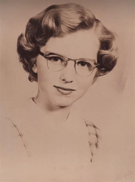 Carlin’s Truly Resembles Her Maternal Grandmother : r/BringingUpBates