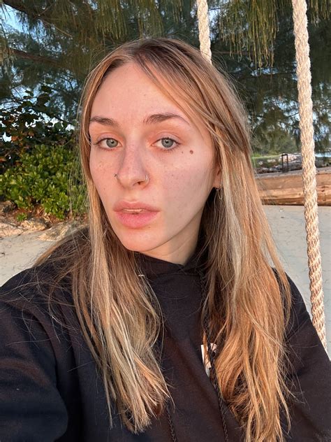 TW Pornstars - 1 pic. Angel Youngs😇. Twitter. ️. 11:44 AM - 13 Mar 2023