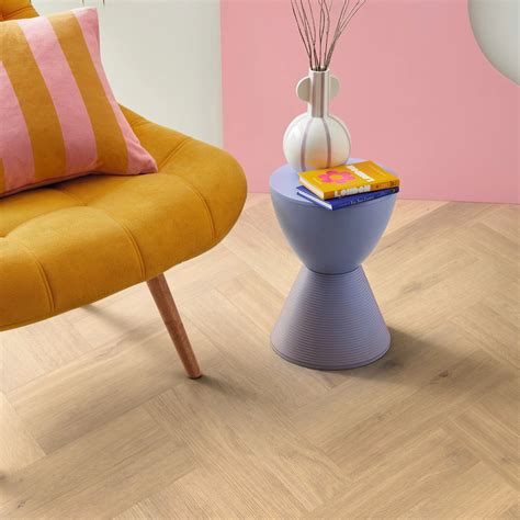 Karndean Van Gogh Canadian Nude Oak SM-VGW8117 | Premier Carpets & Flooring Ltd