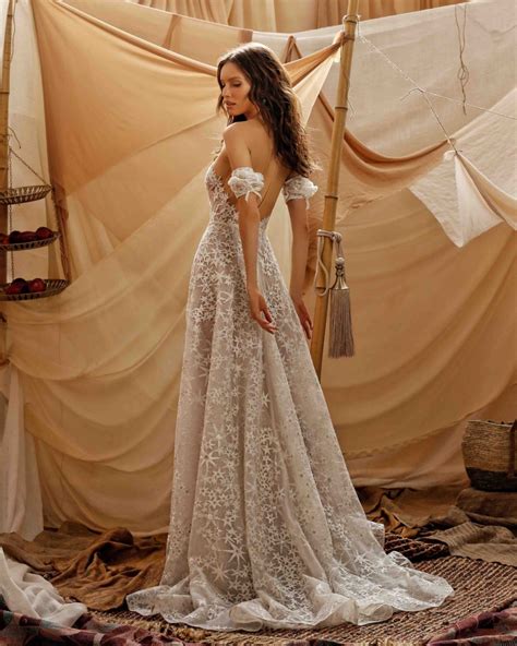 29 Times We Fell For Celestial Bridal Dresses and Accessories