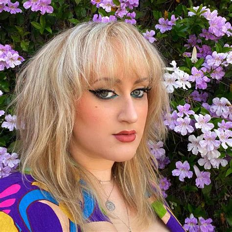 Biografi Brittany Broski Kombucha: Usia, Tinggi Badan, Nama Asli