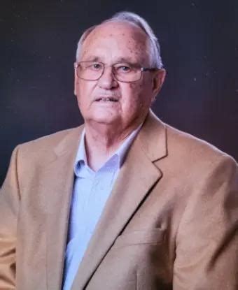 Robert Wayne Lorenz Obituary (2024) - Columbia, MO - Houser-Millard ...