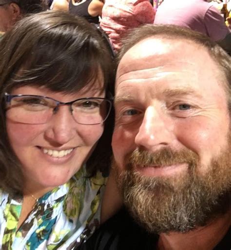 Obituaries : Fox & Weeks