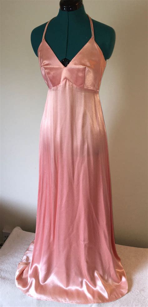 Women's S Carrie Prom Dress - Etsy | Backless dress formal, Dream prom ...