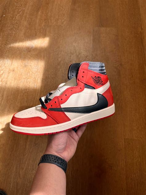Jordan 1 High Chicago x Travis Scott : r/weidianwarriors