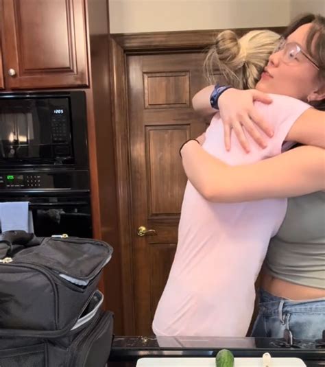 Alexis Gosselin Makes Rare Appearance in TikTok with Mom Kate