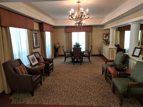 Gallery | Courtyards at Pasadena