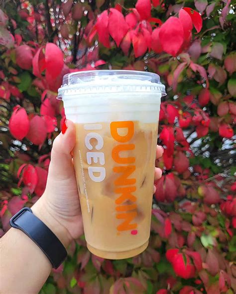 13 Dunkin Low-Calorie Drinks for a Guilt-Free Treat