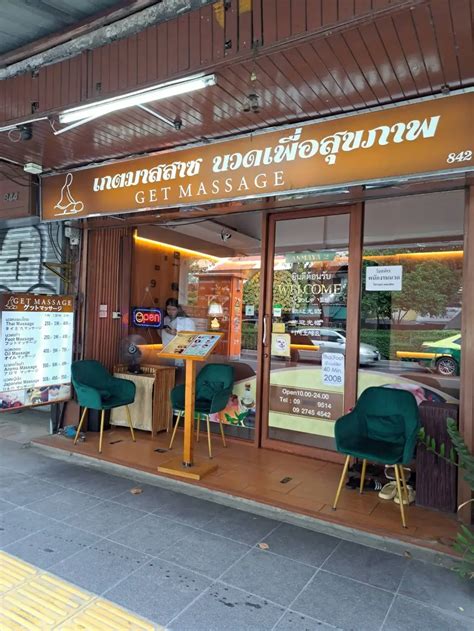 TOPBOY Massage Shinjuku Tokyo's Premium Gay Massage - BoyinThai