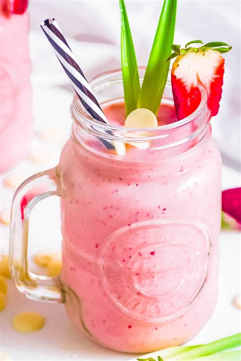 Bahama Mama Tropical Smoothie Copycat Recipe | Bryont Blog