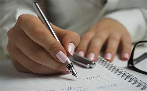 190 Engaging Words That Rhyme with Blue for Inspiration