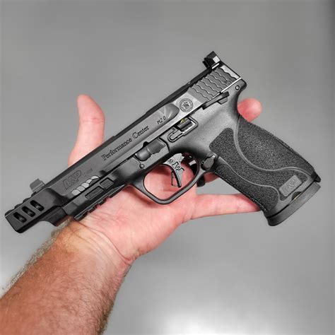 Smith and Wesson M&P 5.6" Performance Center 10MM : r/10mm