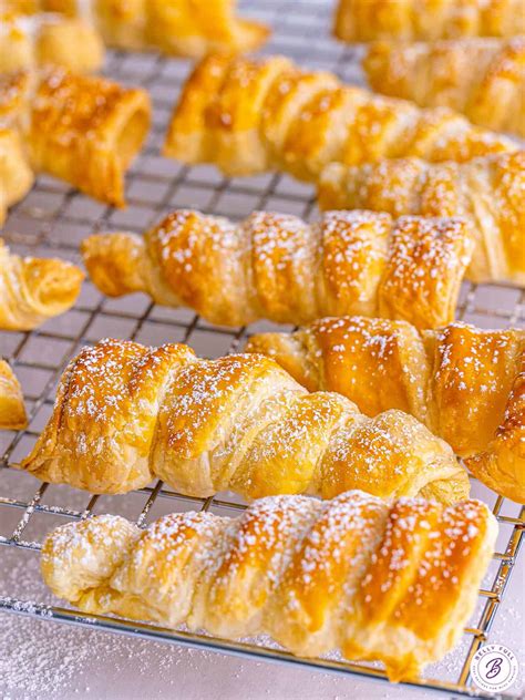 Puff Pastry Cream Horns - Belly Full