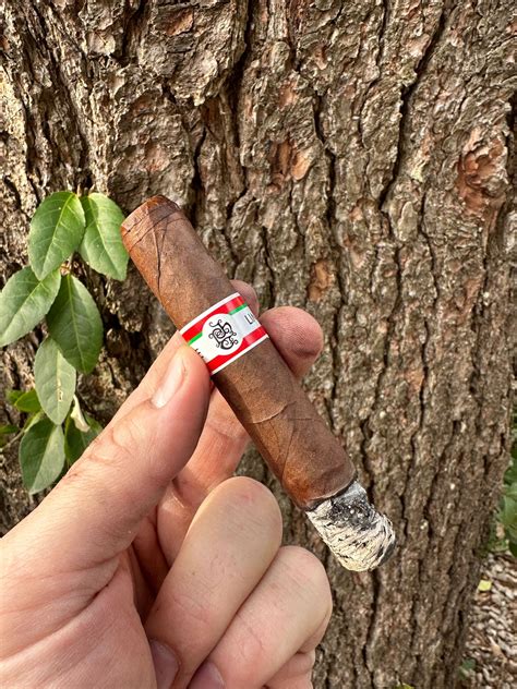 Tatuaje Advent Calendar: Smoke #18