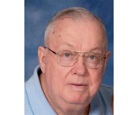 Charles M. Seyer Obituary (2024) - Cape Girardeau, MO - McCombs Funeral ...