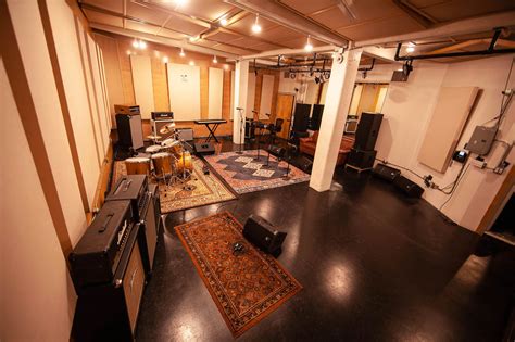 Stage Studio 1 – SMASH STUDIOS