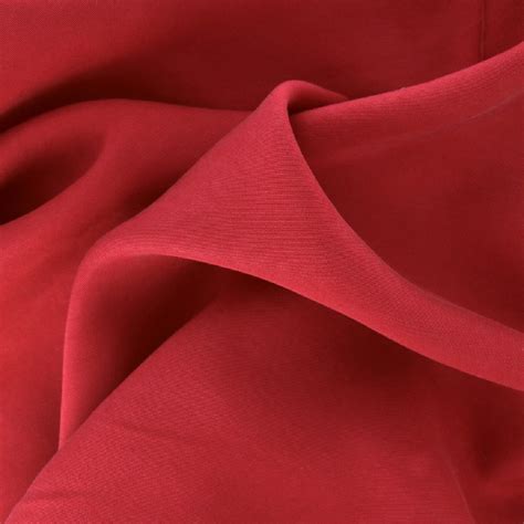 Lyocell: The eco-friendly fabric that is revolutionizing sustainable ...