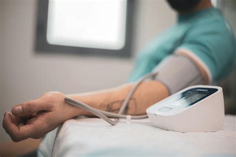 Does High Cholesterol Cause Headaches? | CLS Health