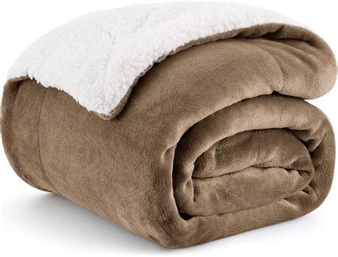 Amazon.com: Bedsure GentleSoft Sherpa Fleece Throw Blanket for Couch ...