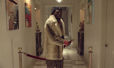 Review: Glossy 'House Party' Remake Falls Short on the Fun - Bloomberg