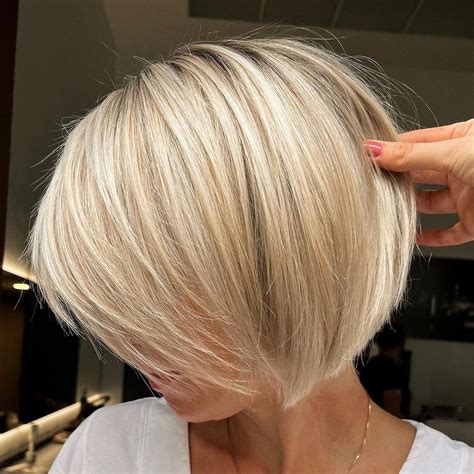 50 Brand New Short Bob Haircuts and Hairstyles for 2024 - Hair Adviser ...