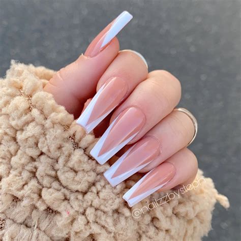 40 Latest White Tip Nail Ideas To Try In 2023! - alexie