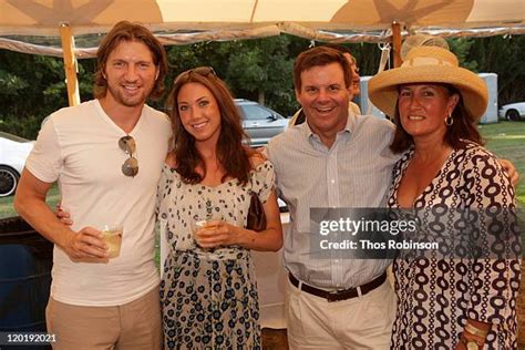 Melissa Andrushko Photos and Premium High Res Pictures - Getty Images