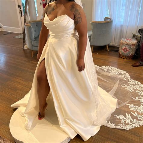 High Split Wedding Dress bridal 18 street 12/14 in 2025 | Split wedding dress, Dream wedding ...