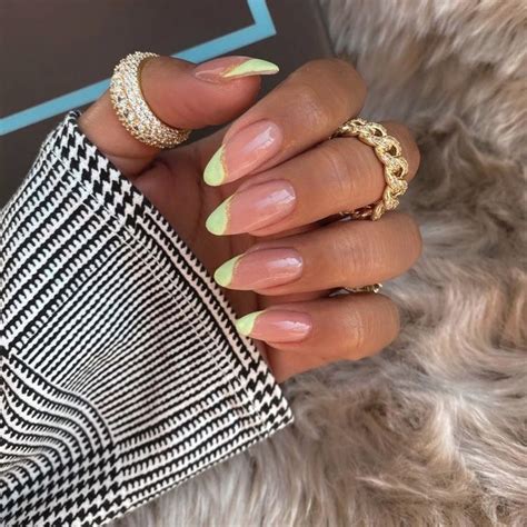 Pin by Simran Lalli on Nails | Work nails, Nails, Casual nails