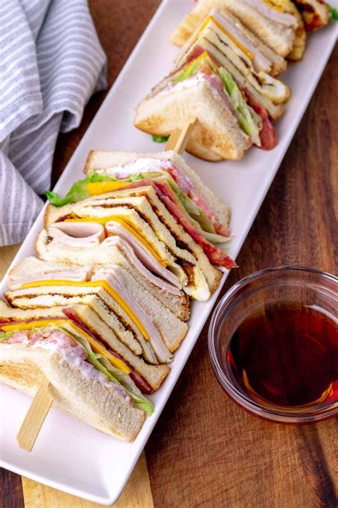 Diner Deluxe Clubhouse Sandwich | Recipe | Clubhouse sandwich ...