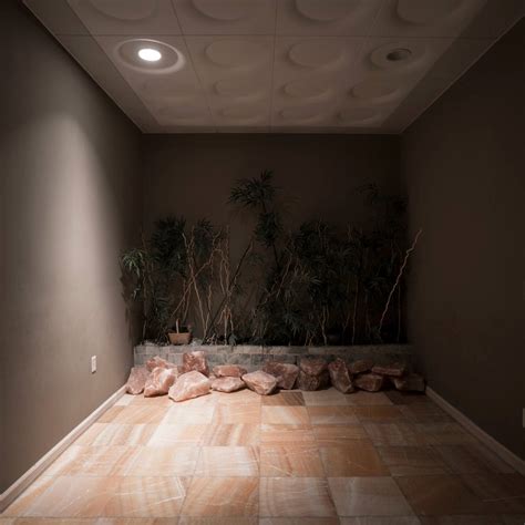 HUGH SPA – HUGH SPA