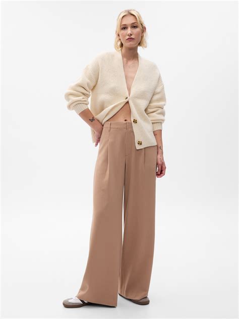 High Rise Pleated Wide-Leg Trousers | Gap