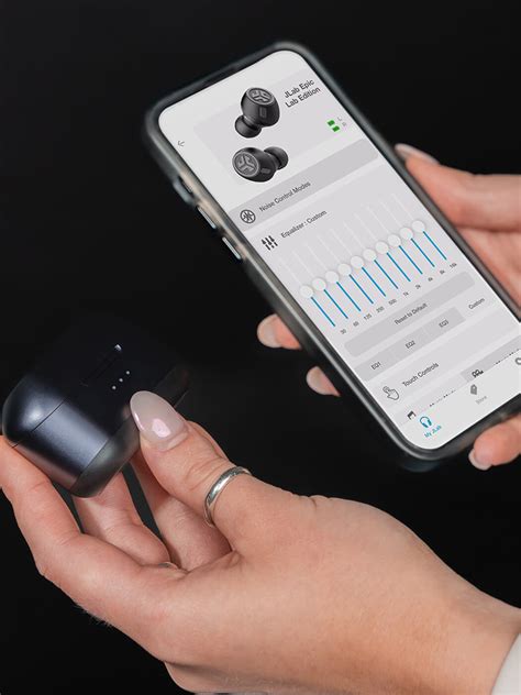 JLab Epic Lab Edition review: crisp highs, deep bass, gritty mids