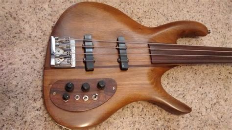 4-String Basses 1974-1989 - Carl Thompson - Fine Handmade Instruments