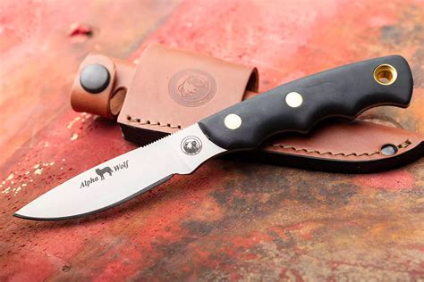Alpha Wolf - Knives of Alaska