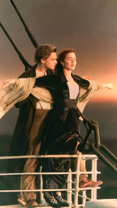 Titanic Painting Scene