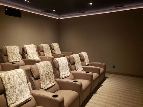 Lake Geneva Theater – AEG