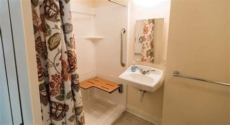 Assisted Living Facilities | Beacon Hill at Eastgate