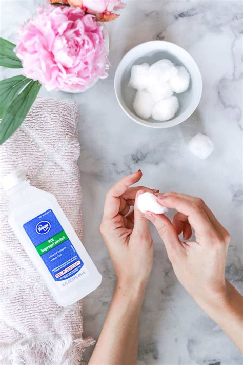 7 Ways to Remove Nail Polish Without Nail Polish Remover | Hello Glow