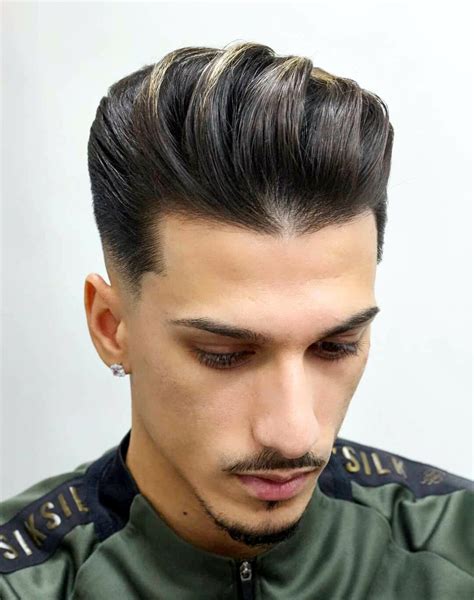 32 Best Widow’s Peak Hairstyles For Men | Haircut Inspiration